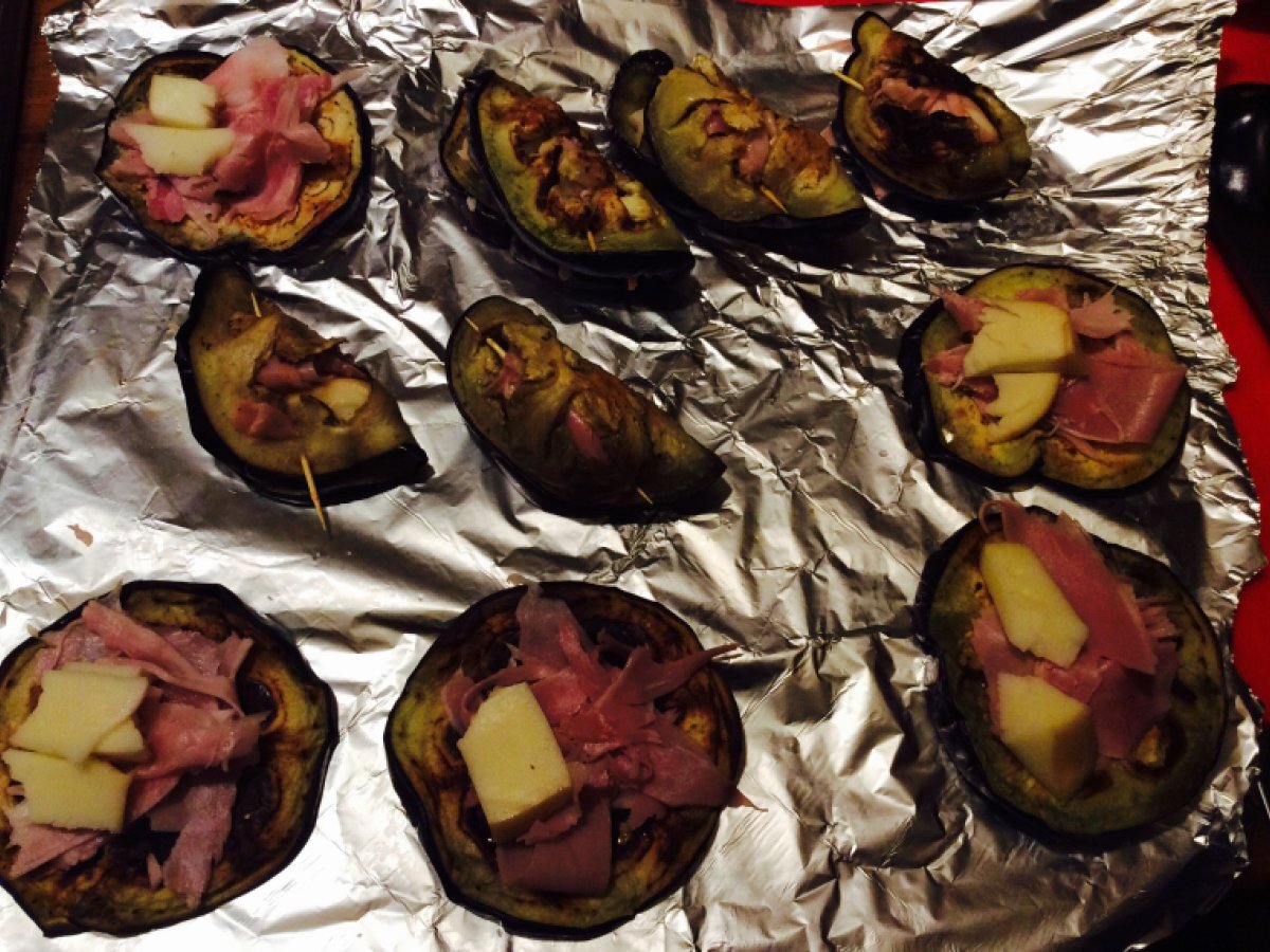 Involtini di melanzane con scamorza e prosciutto cotto Ricetta Petitchef