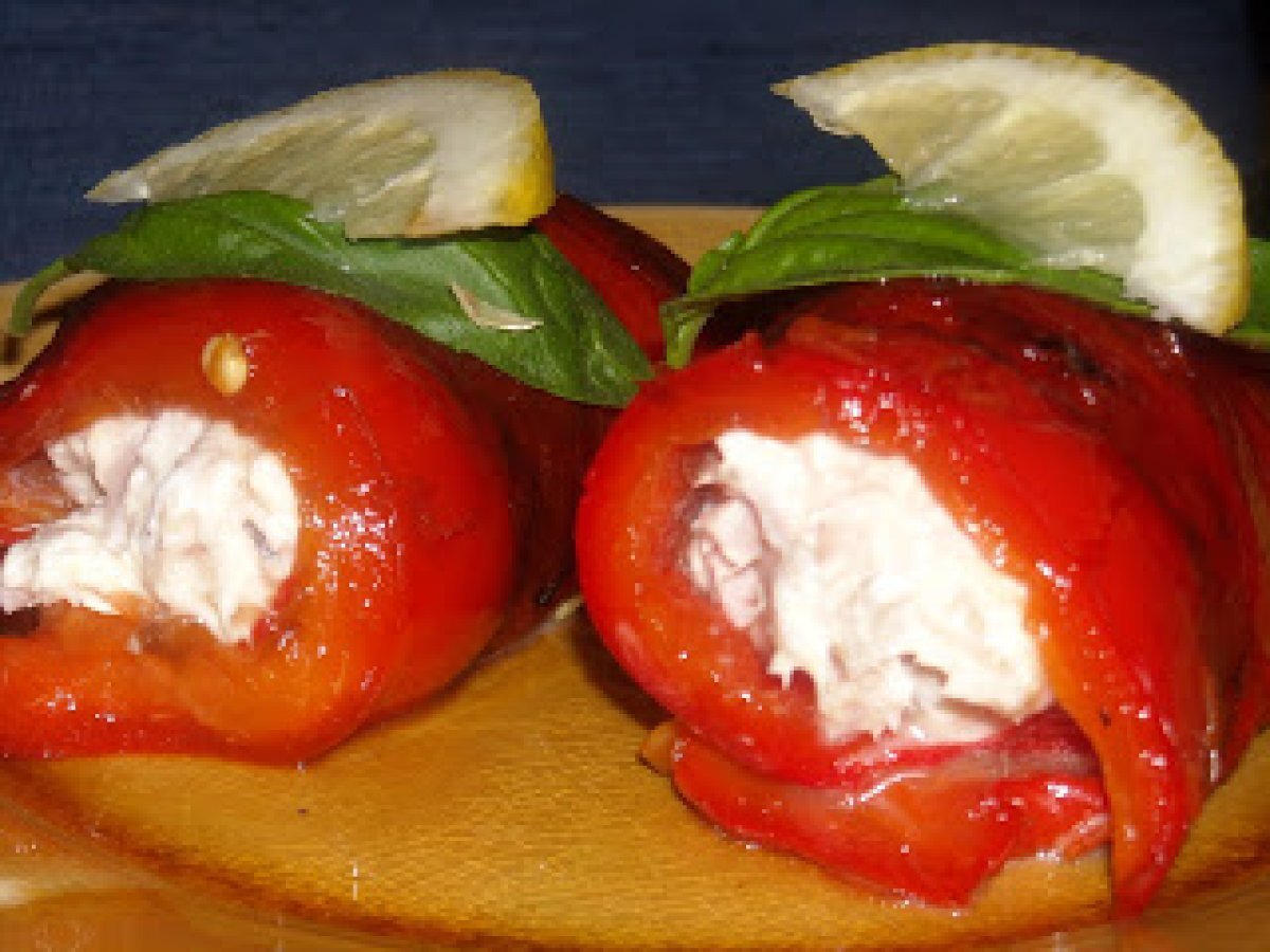 INVOLTINI DI PEPERONI CON TONNO E YOGURT GRECO - foto 4