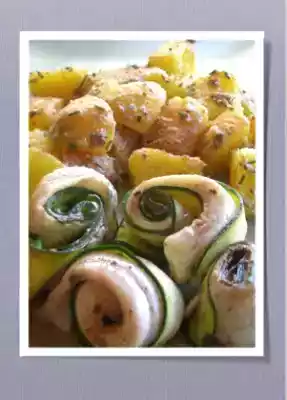 Involtini di pesce e zucchine con insalata di patate alla similtedesca
