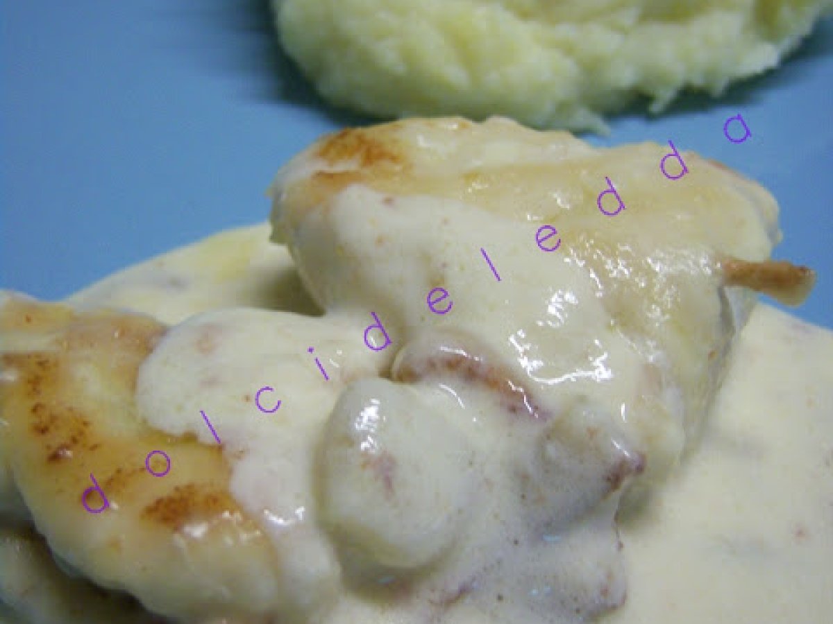 Involtini di pollo in salsa al formaggio - foto 2