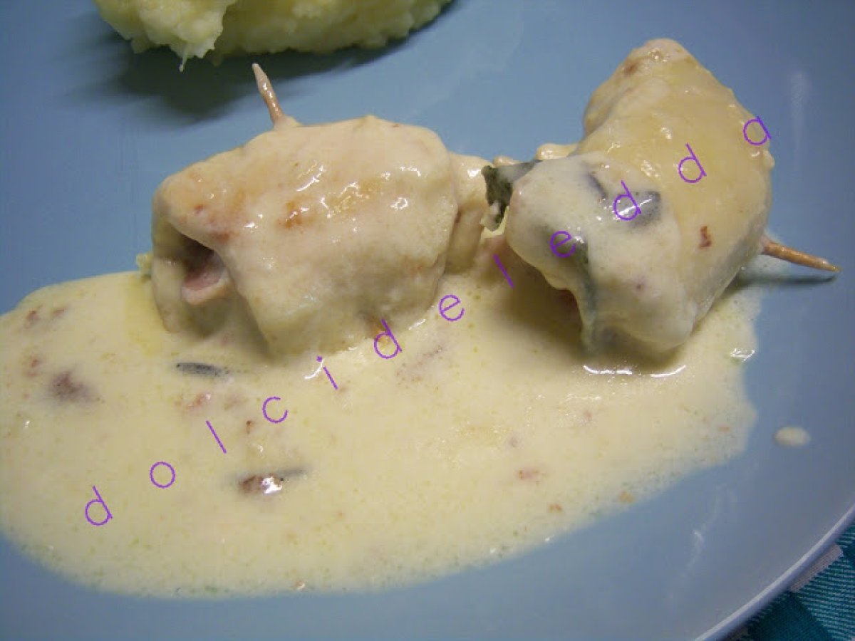 Involtini di pollo in salsa al formaggio - foto 3