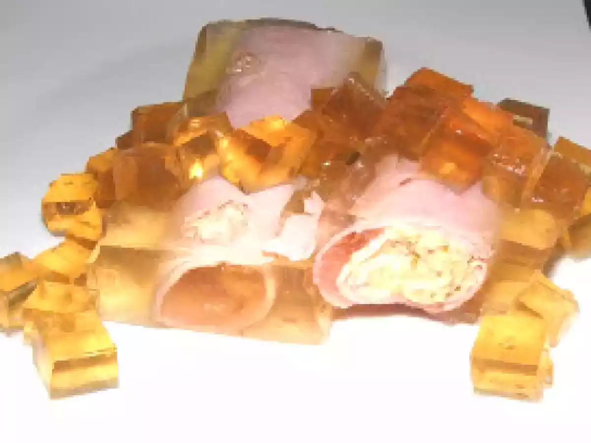 Involtini di prosciutto in gelatina