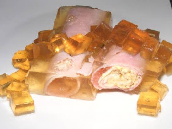 Involtini di prosciutto in gelatina