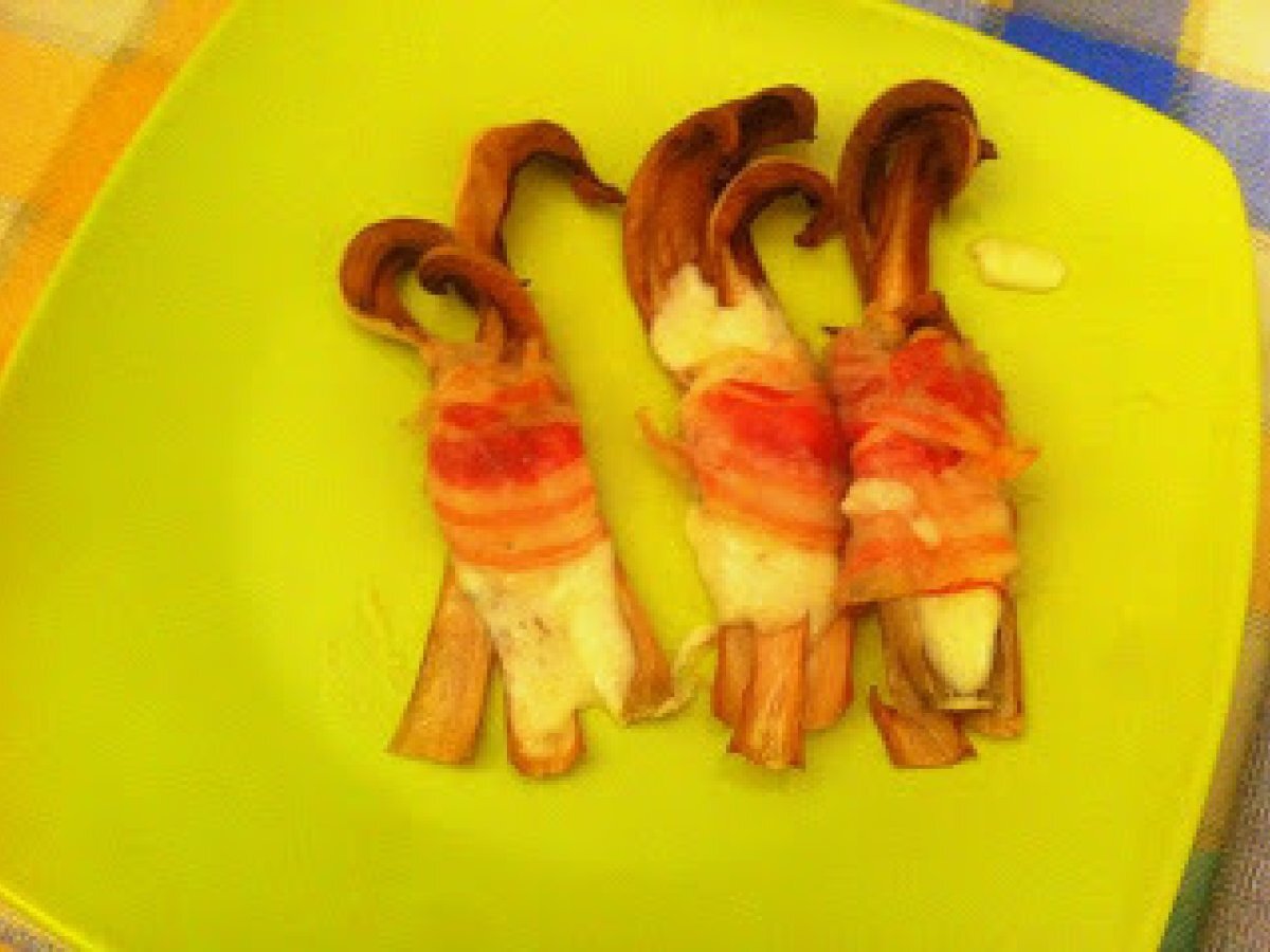 Involtini di radicchio con pancetta, noci e Asiago