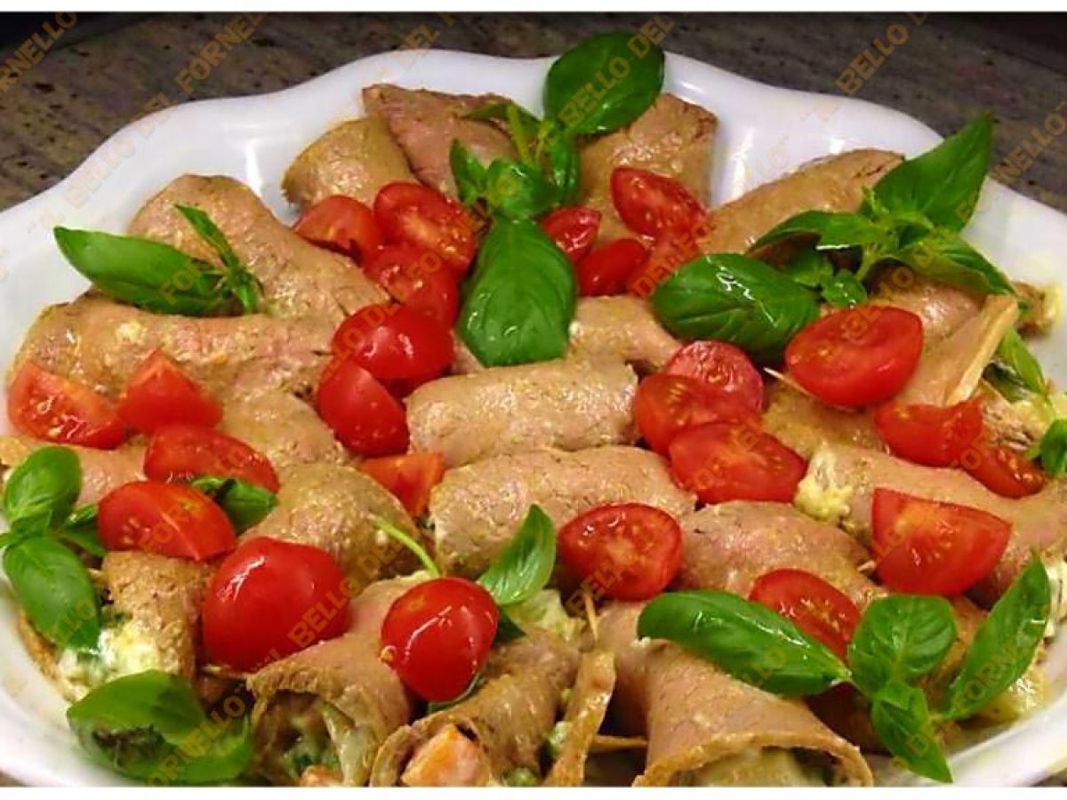 Involtini di rosbif con insalata russa
