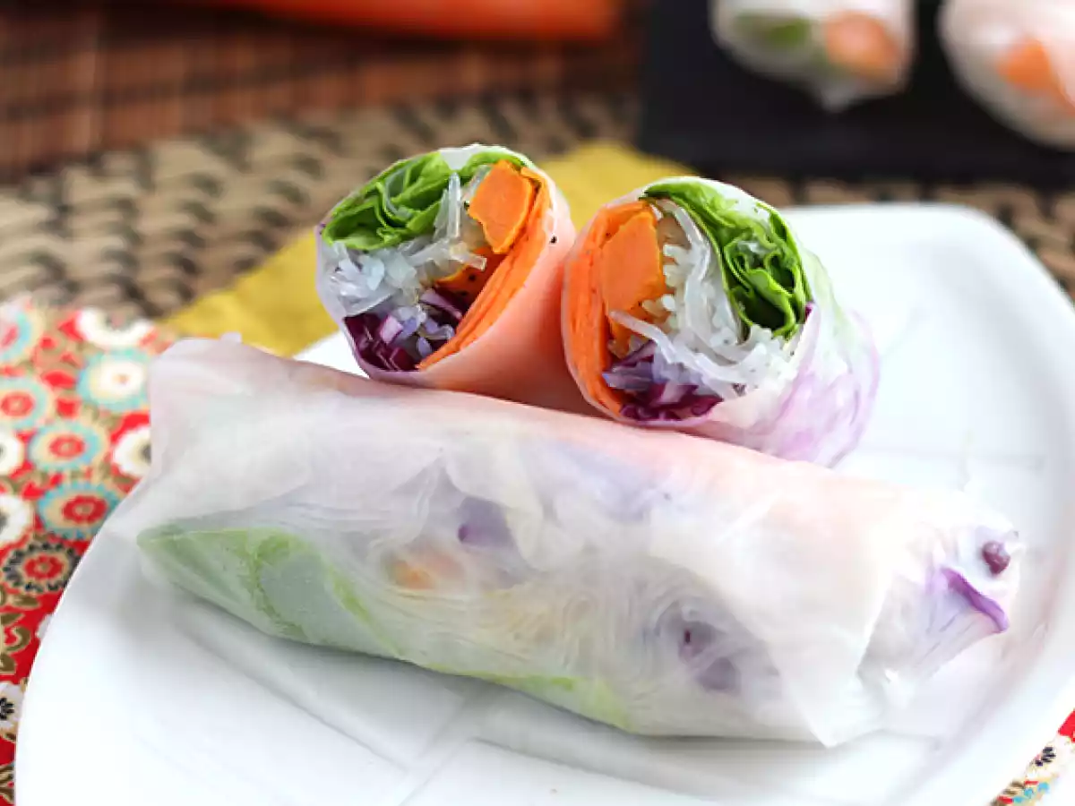 Involtini di sfoglia di riso con Cavolo rosso e Patate dolci (ricetta vegetariana) - foto 3