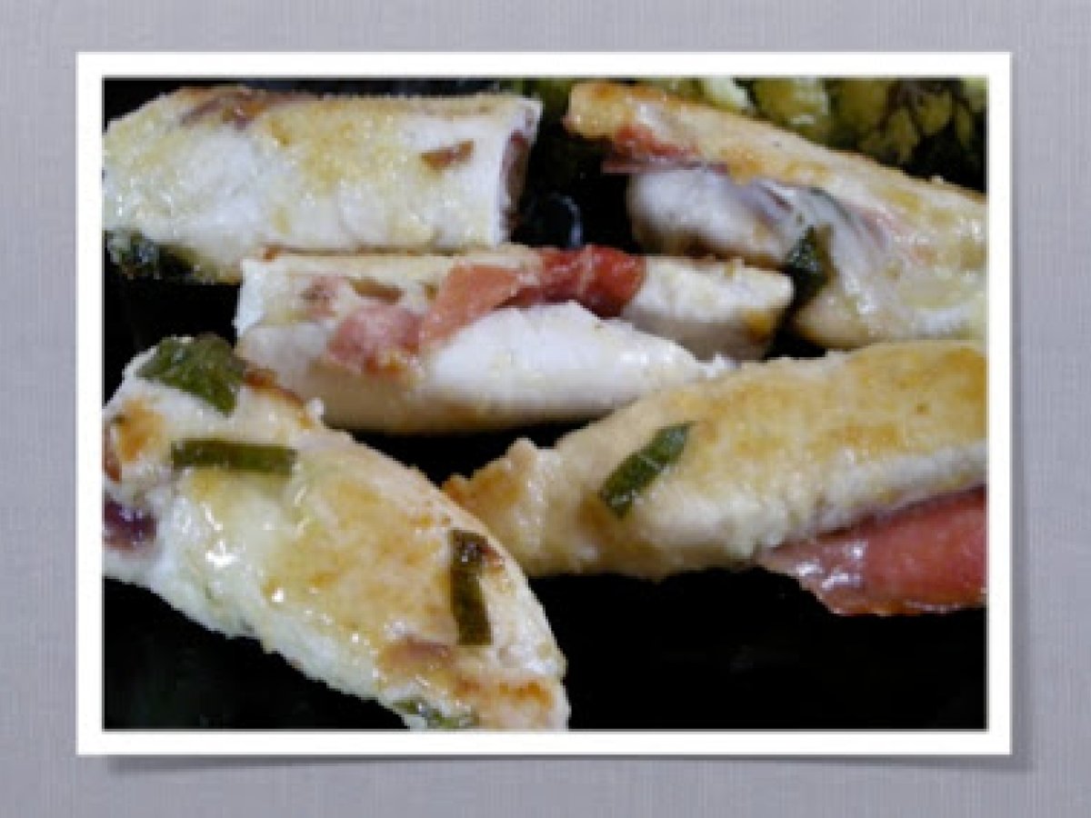 Involtini di tacchino con salvia e speck