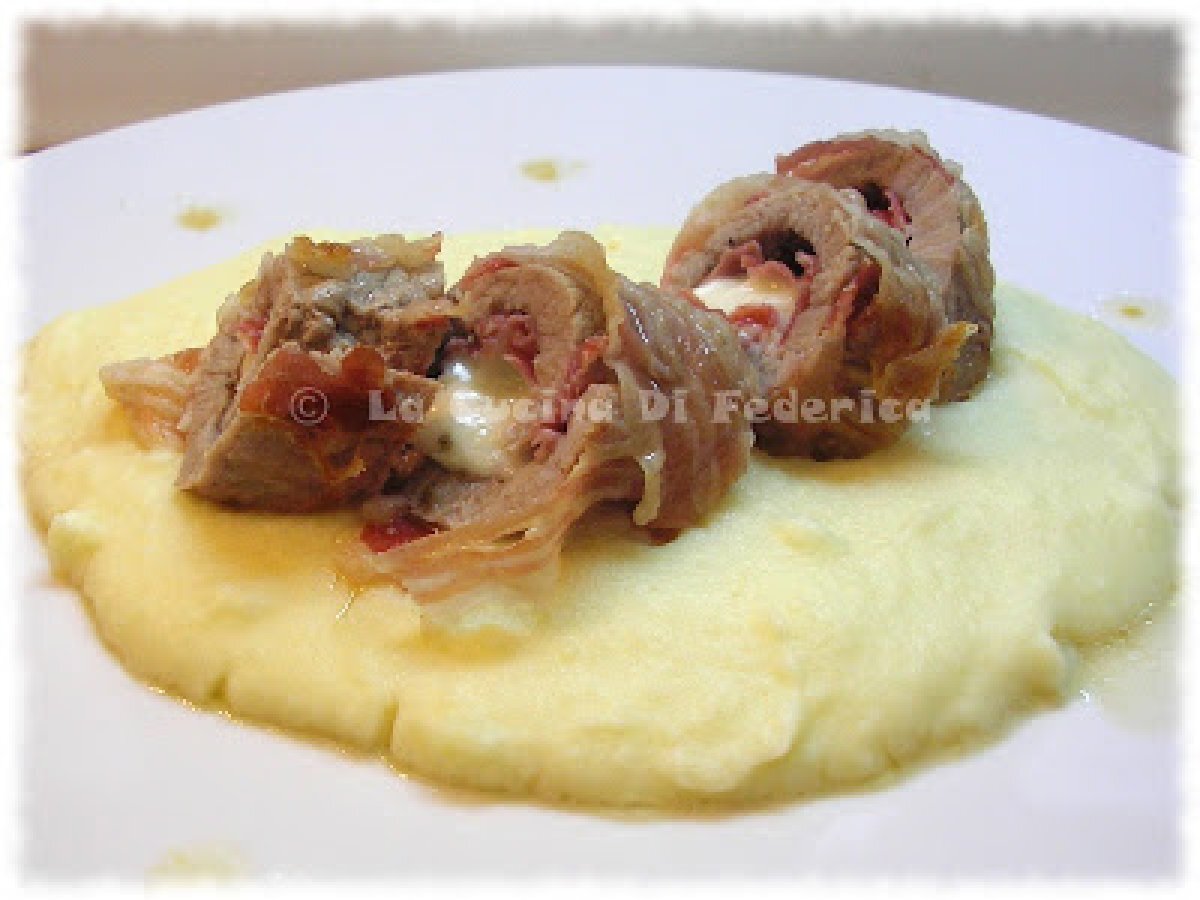 Involtini di vitella con coppa e mozzarella