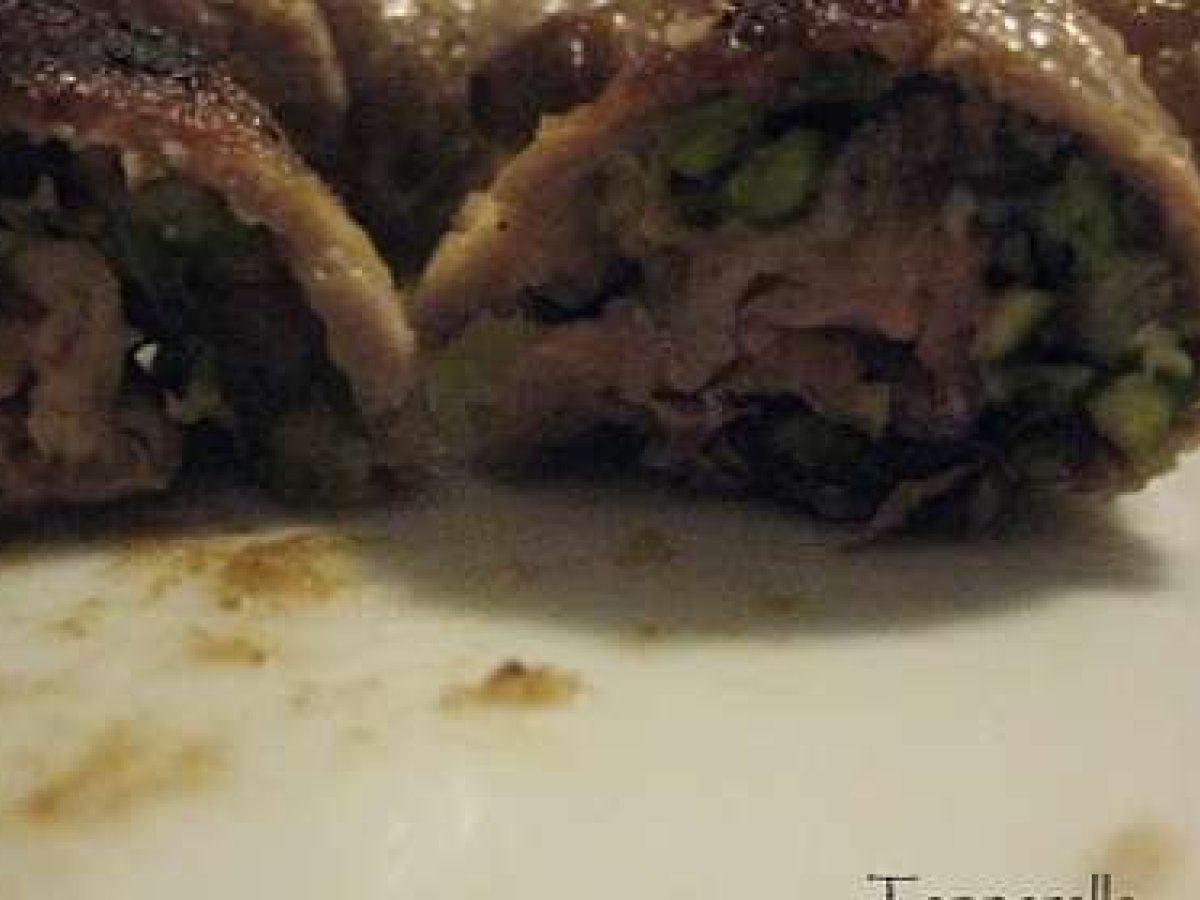 Involtini di vitello ai pistacchi