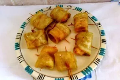 Involtini fritti di melanzane e gamberetti - Ricetta Petitchef