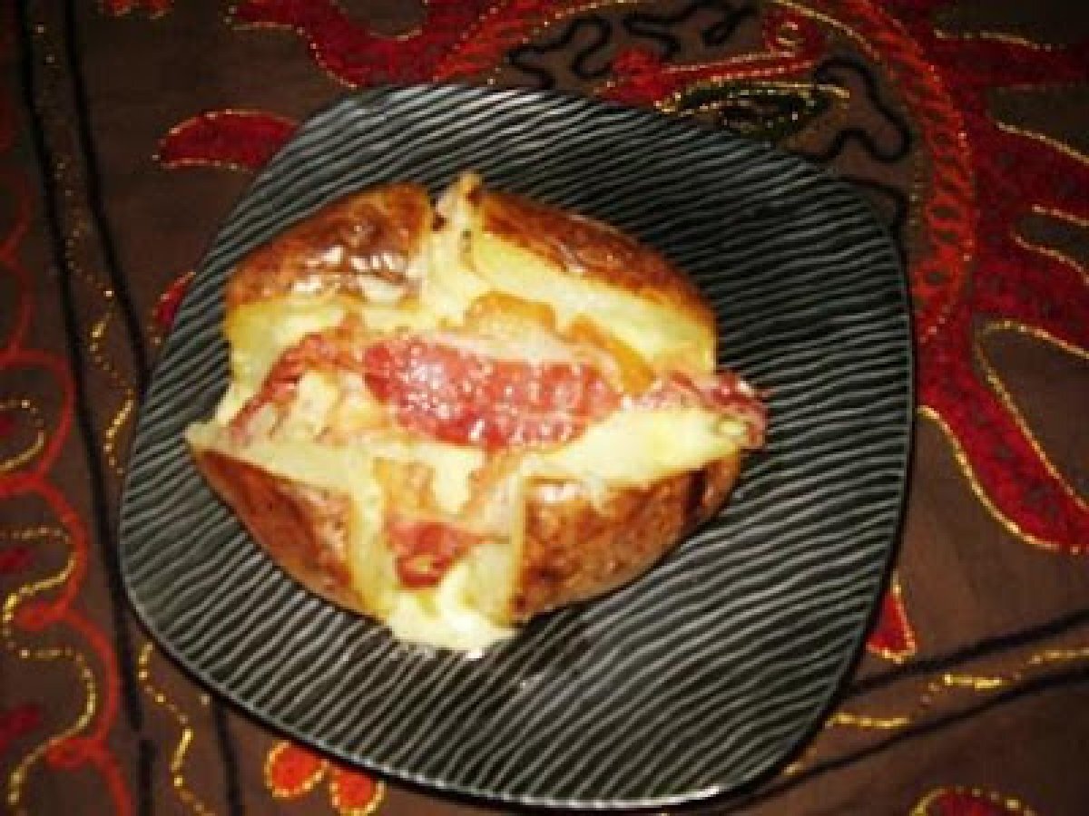 Jacket Potatoes con Bacon & Cheddar