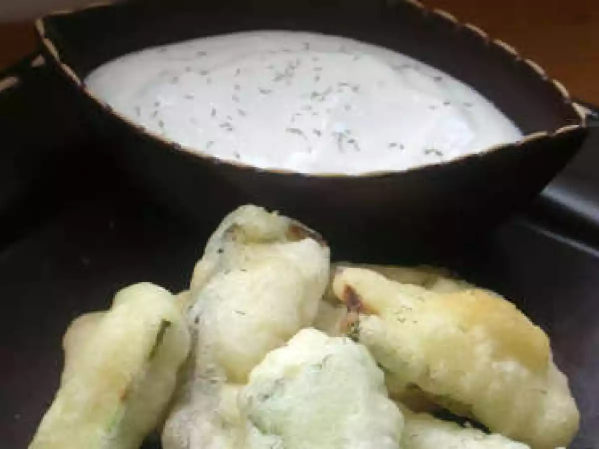 Kabak Kizartmasi - Zucchine fritte con salsa allo yogurt