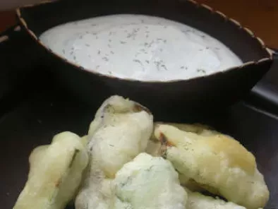 Kabak Kizartmasi - Zucchine fritte con salsa allo yogurt