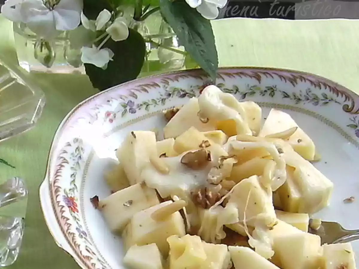 L' insalata di mele, pinoli e noci e la Val Genova