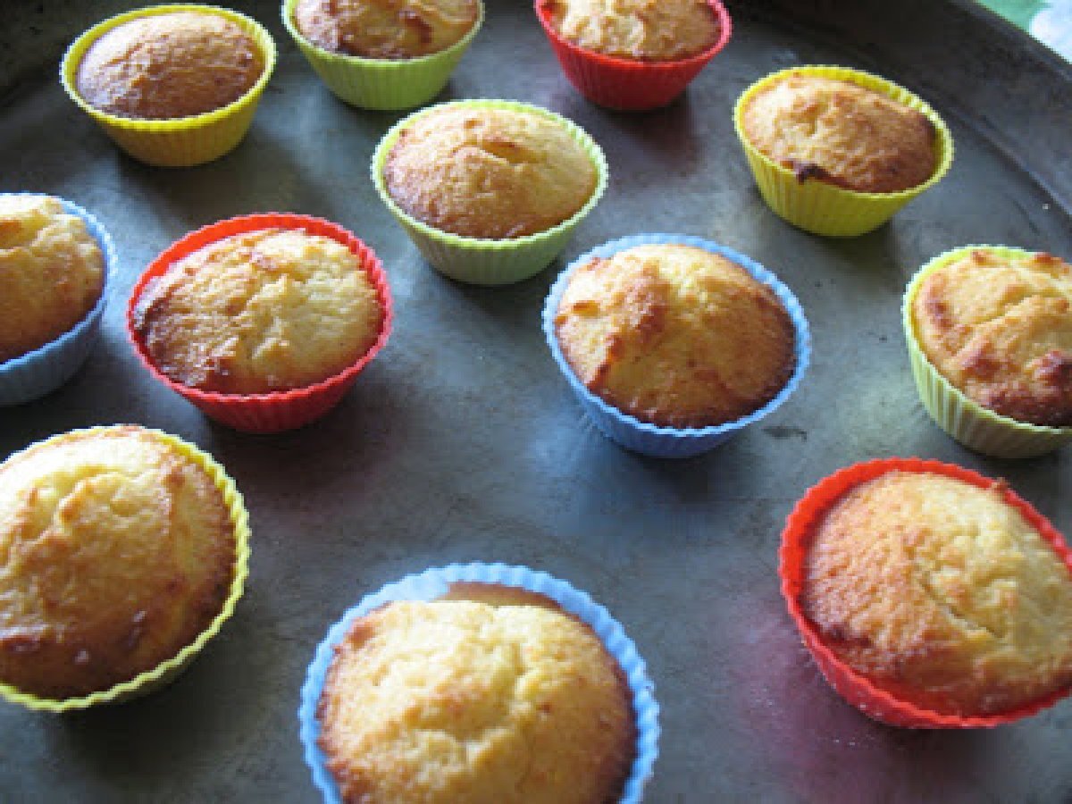 La colazione della domenica: Muffin ricotta e miele di datteri