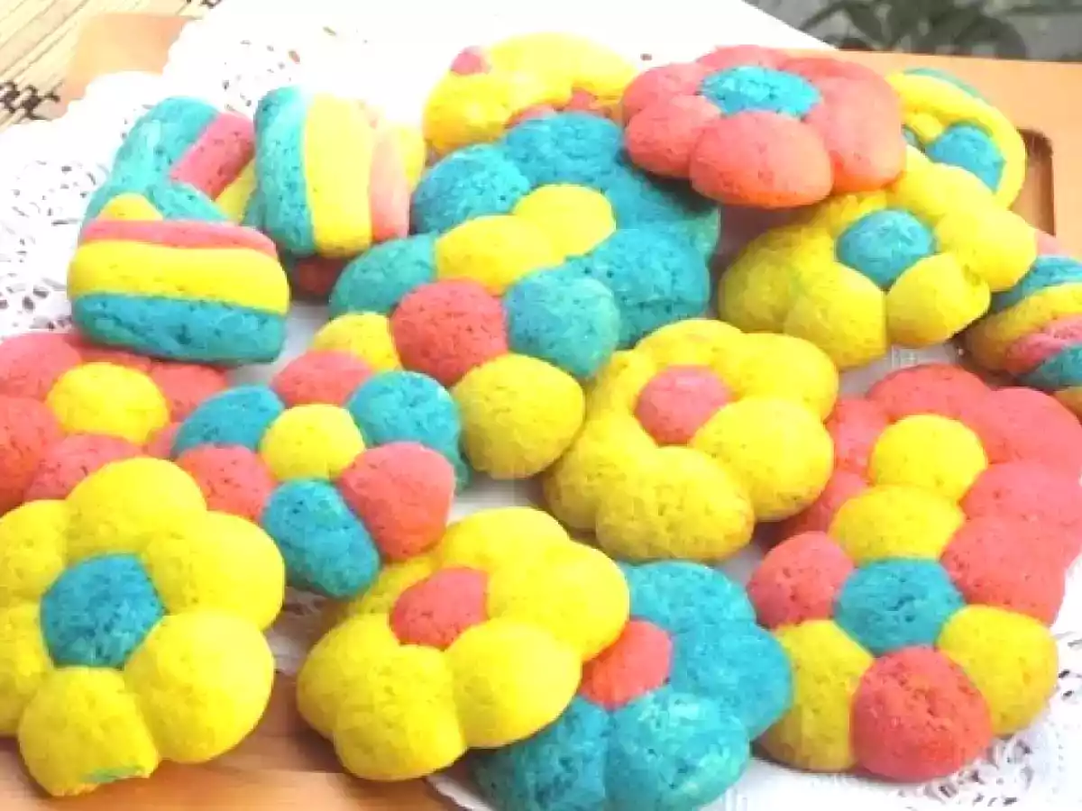 La Cometa Pasticciona ha fatto i biscotti colorati - foto 2