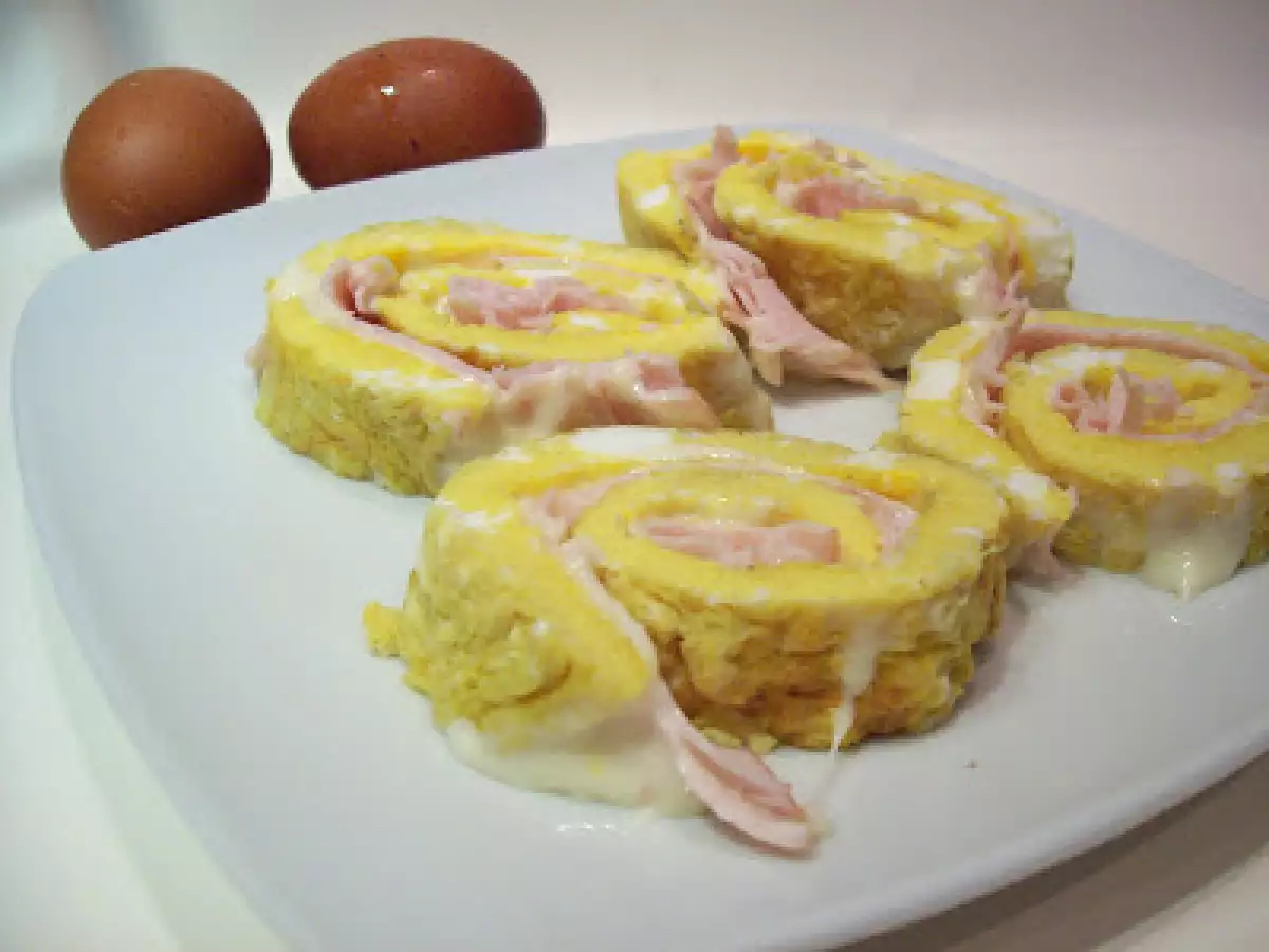 La gallina dalle uova d'oro e rotolo di frittata con prosciutto e formaggio - foto 2