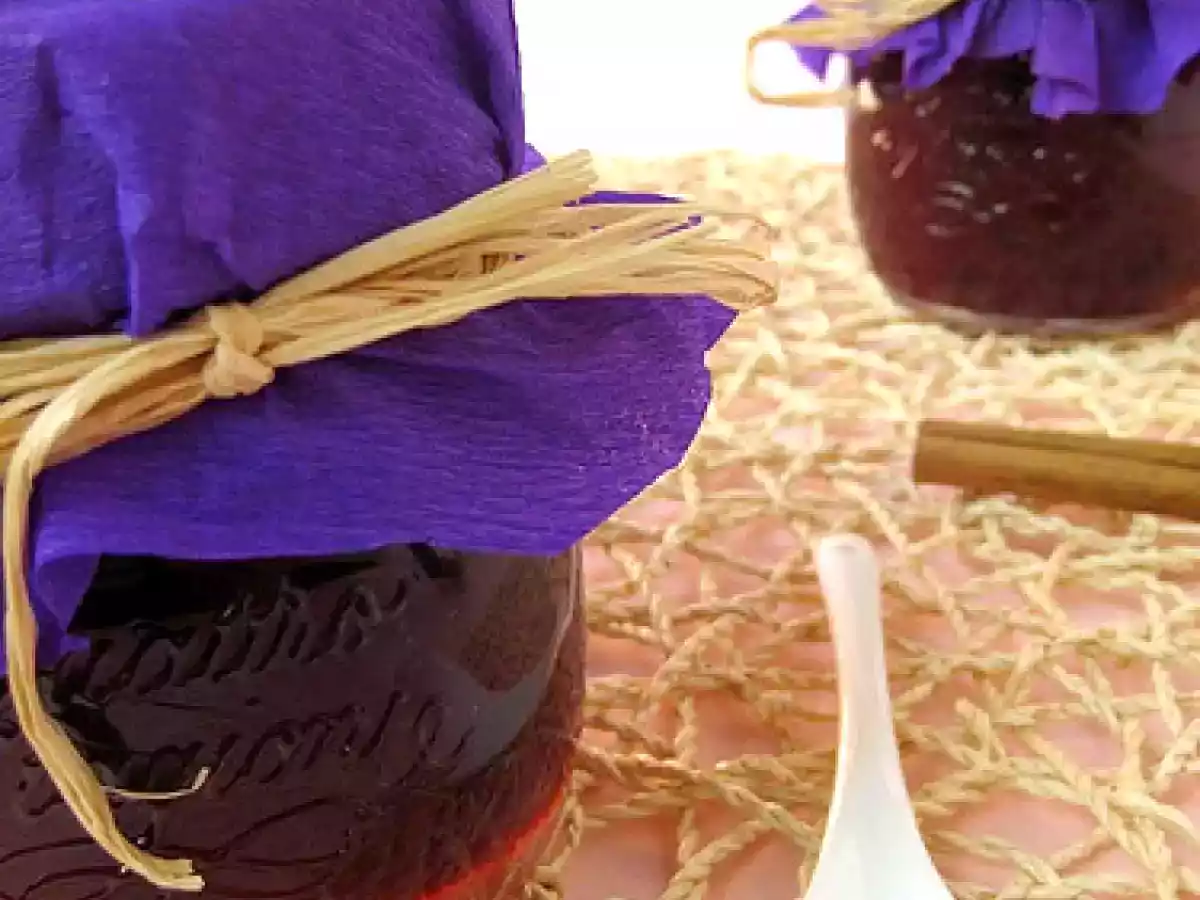 La mia prima marmellata: prugne, cannella e noce moscata