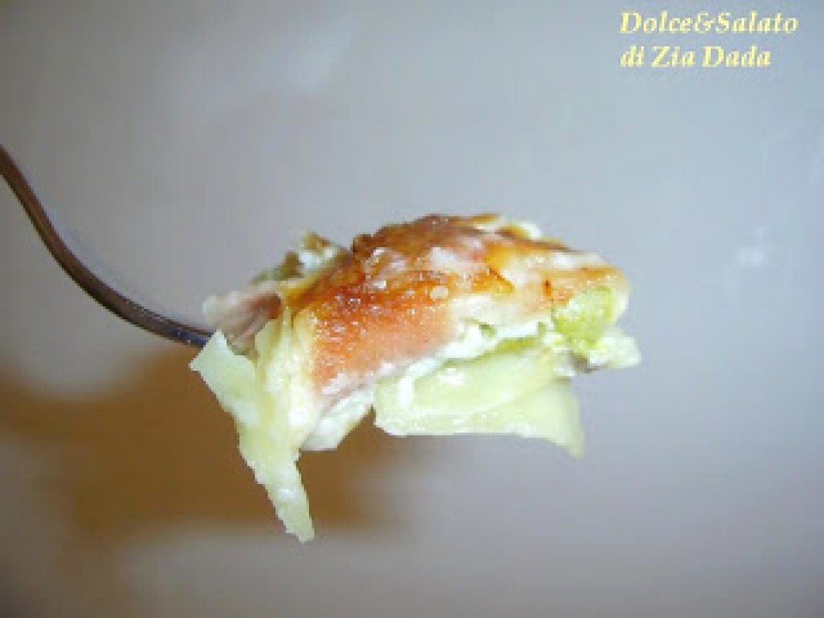 LASAGNA BIANCA con piselli, funghi, prosciutto e mortadella, foto 2