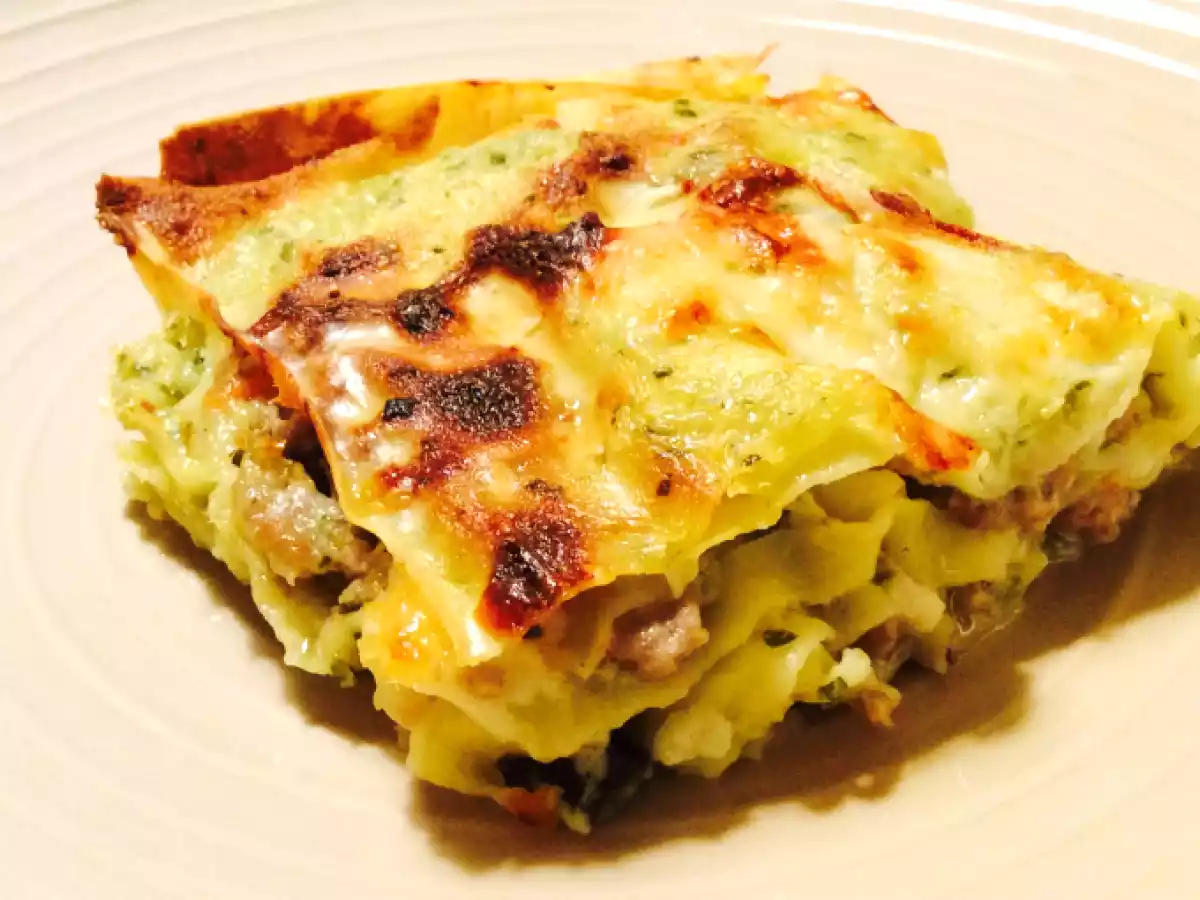 Lasagne al ragù di zucchine e pesto
