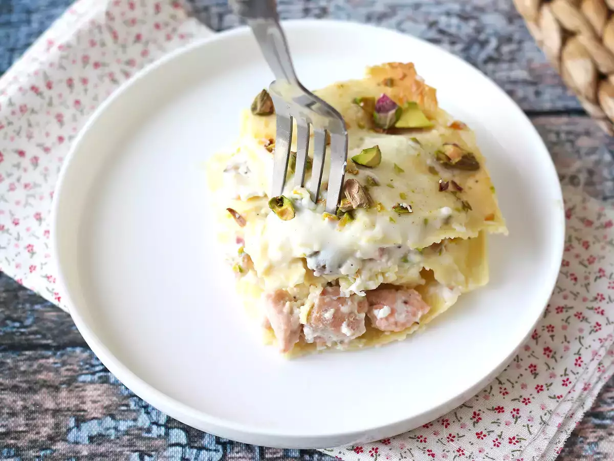 Lasagne al salmone con burrata e pistacchi cremose e croccanti - foto 6
