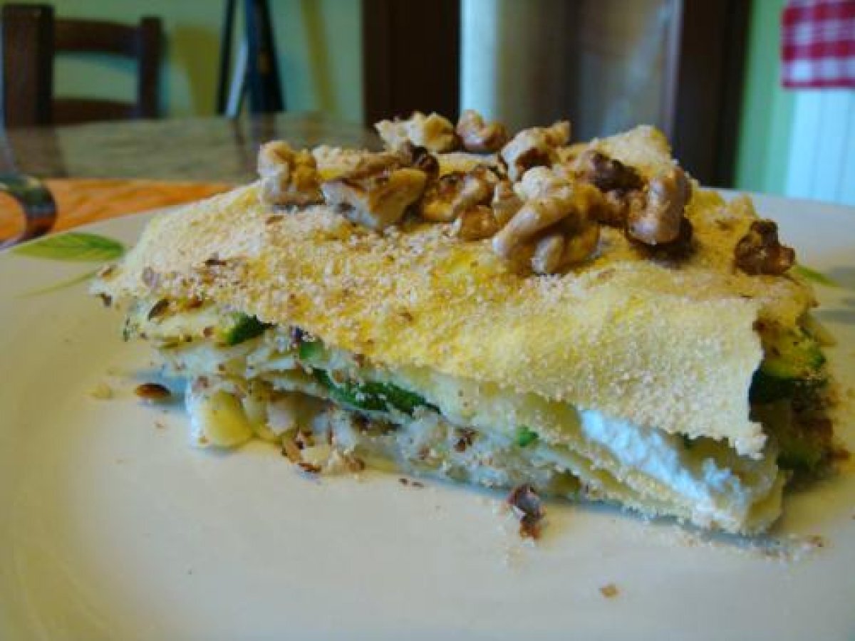 Lasagne con caprino, zucchine e noci