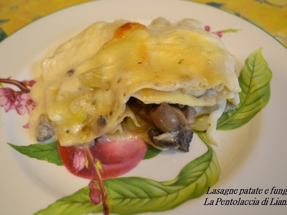 Lasagne con patate e funghi porcini