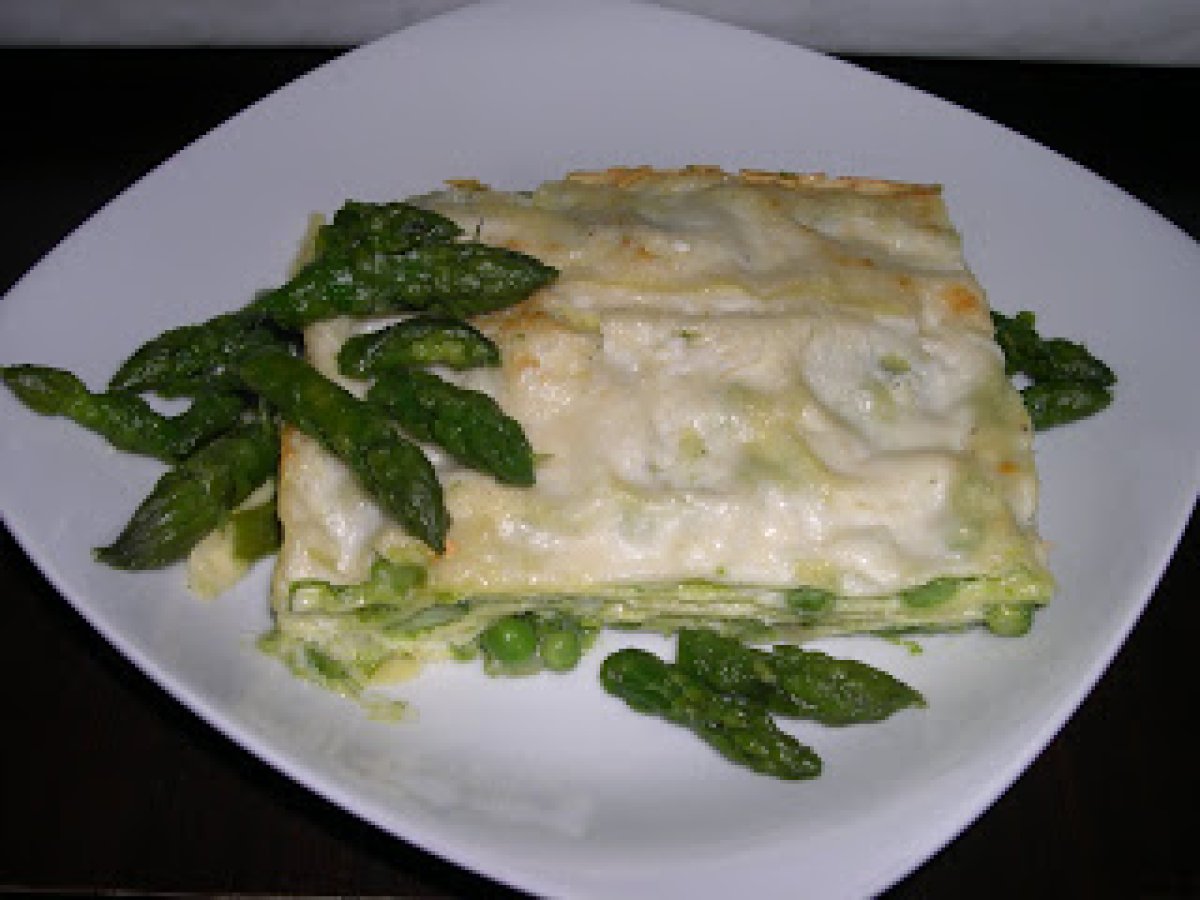 Lasagne con piselli e asparagi