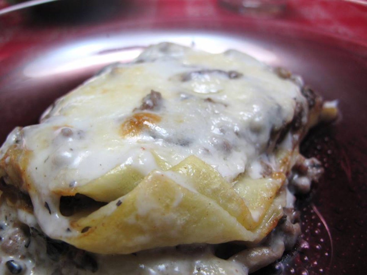 Lasagne con ragù bianco di funghi
