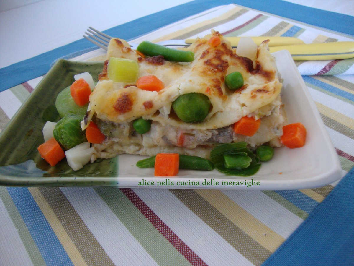 Lasagne con ragù di verdure e funghi