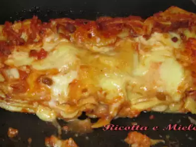 Lasagne di carne e prosciutto cotto/ Lasagnas de carne y jamon cocido