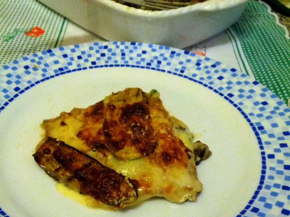 Lasagne di crespelle con verdure e mozzarella