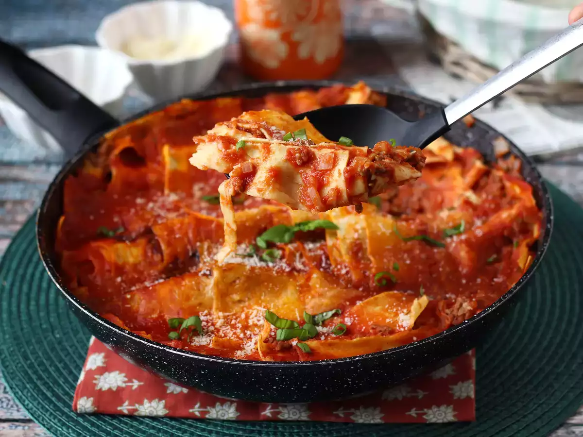 Lasagne in padella: facili, filanti e senza forno - foto 3