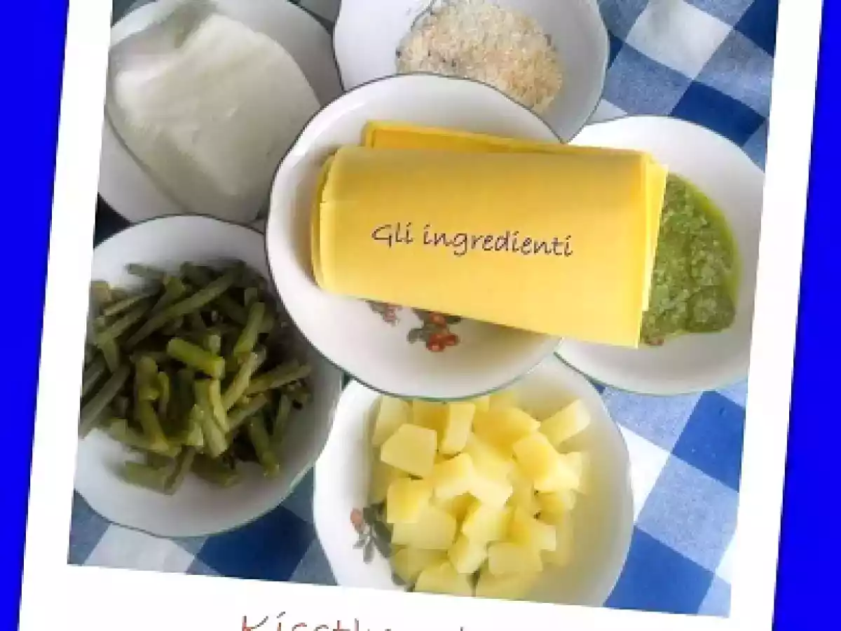 Lasagne vegetariane con pesto, fagiolini, patate e stracchino