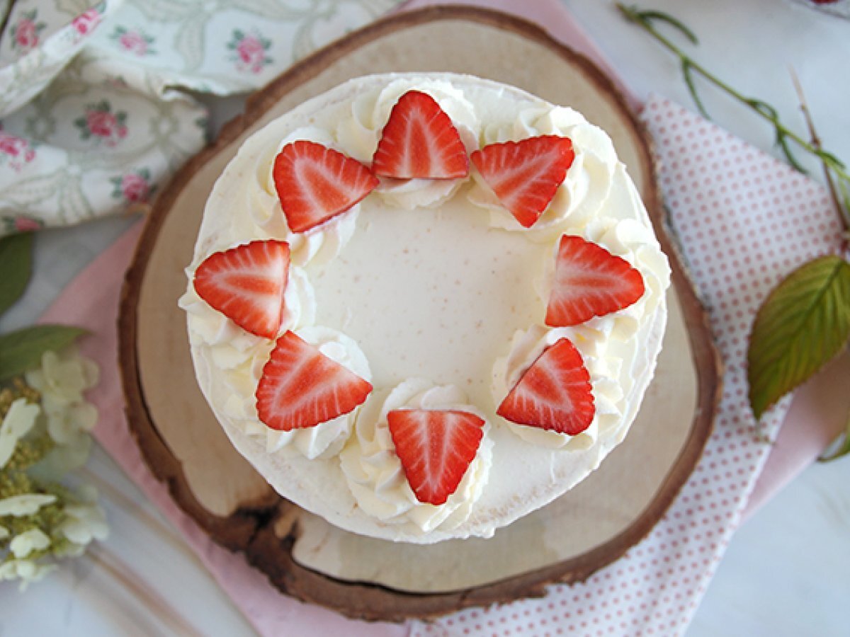 Layer cake alle fragole con crema al mascarpone - foto 6