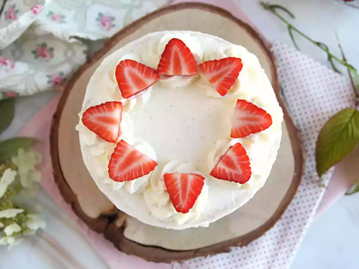 Layer cake alle fragole con crema al mascarpone - foto 6