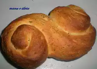 Le "esse" di pane al pepe nero