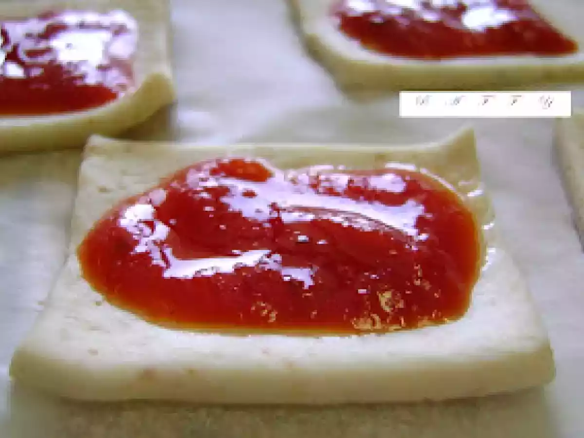 LE PIZZETTE CON LA FINTA SFOGLIA .... - foto 4