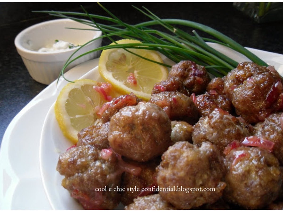 LE POLPETTINE AL LIMONE, CIPOLLA ROSSA e salsa allo yogurt