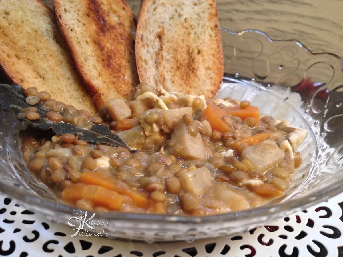 Lenticchie stufate con sedano rapa e Camembert