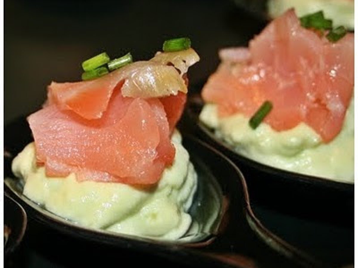 Lezione 2 Finger Food: Cucchiai di finto guacamole