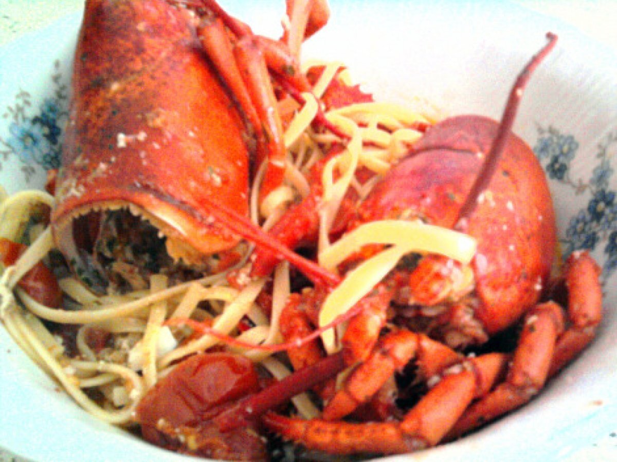 Linguine con astici alla busara