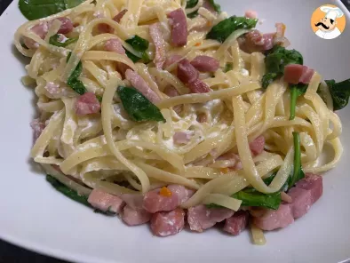 Linguine con pancetta, ricotta e spinaci