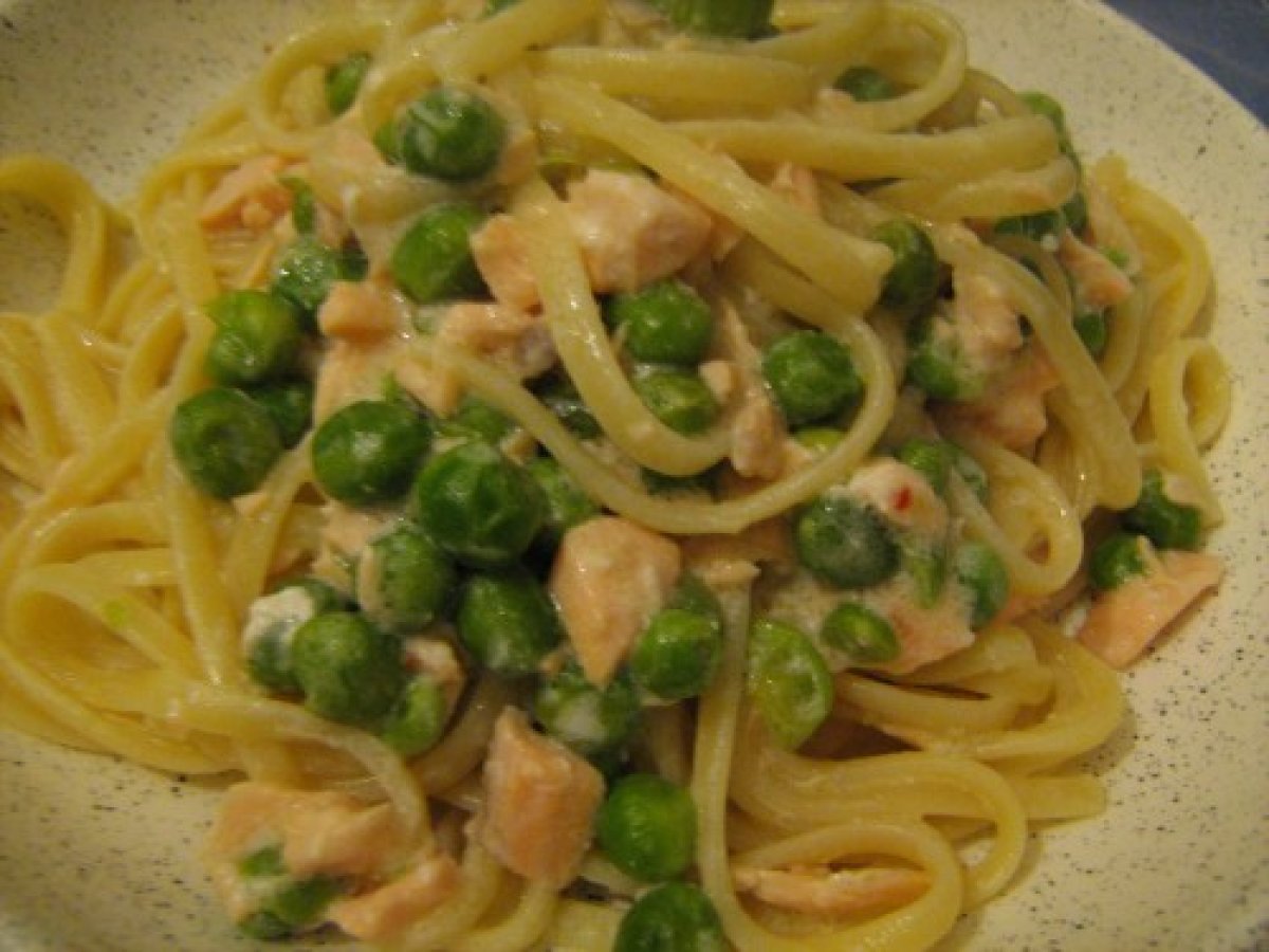 Linguine con salmone e piselli - foto 2