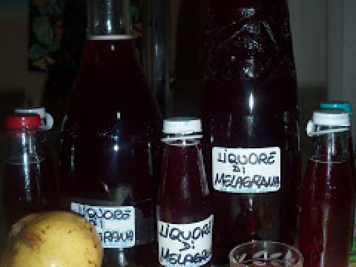 Liquore alla melagrana
