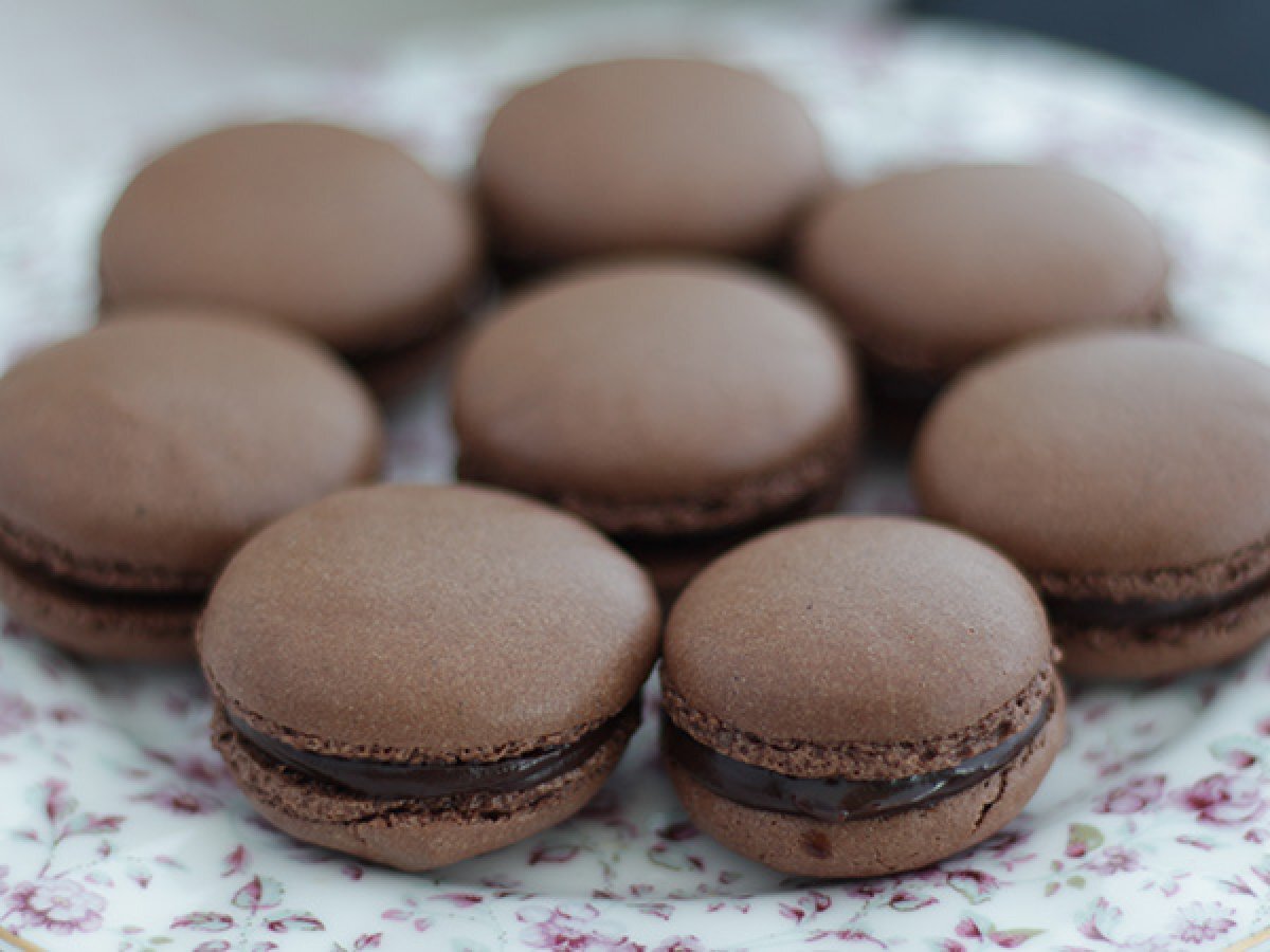 Macarons al cioccolato - Ricetta francese