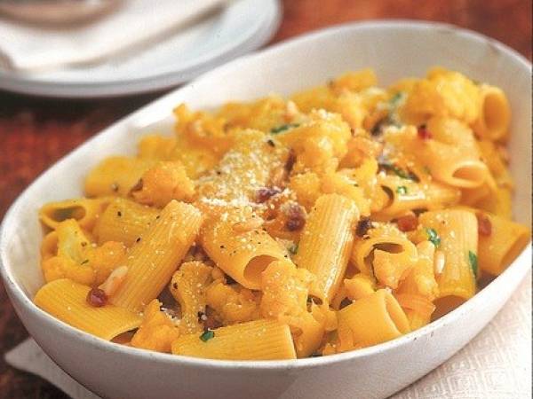 Maccheroni al cavolfiore e zafferano