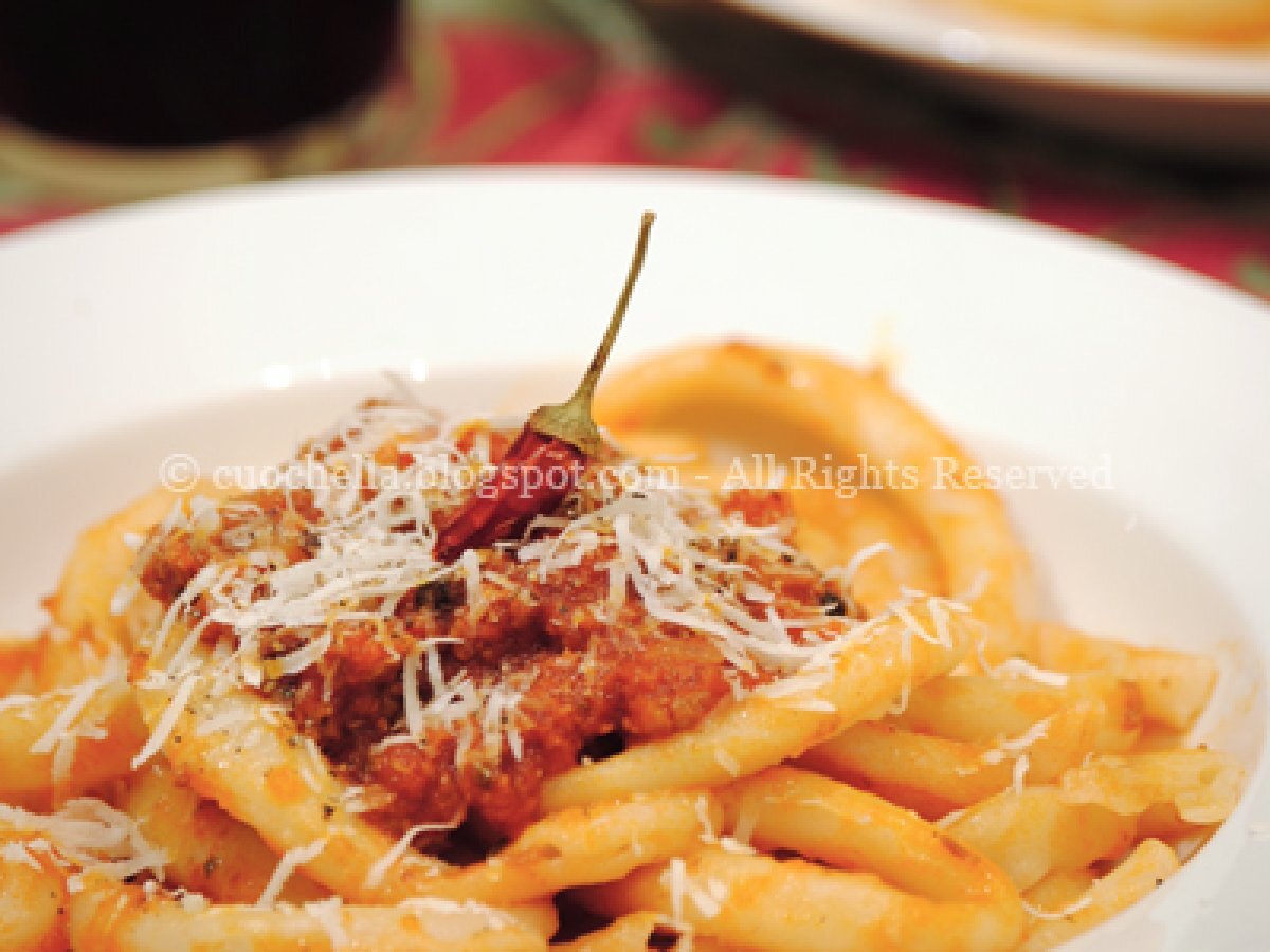 Maccheroni con ragù di capra