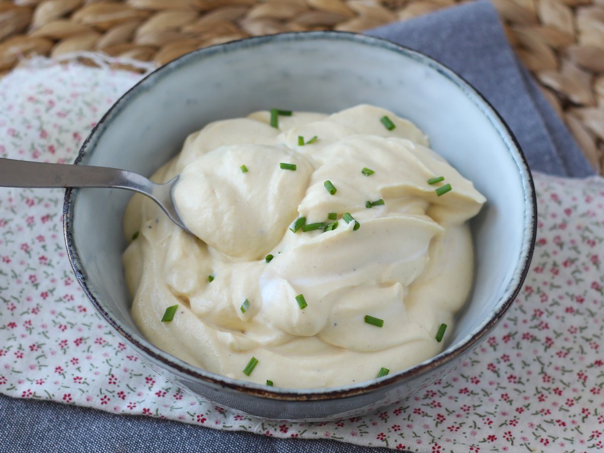 Maionese leggera senza olio. Perfetta se non volete mangiare le uova crude! - foto 3