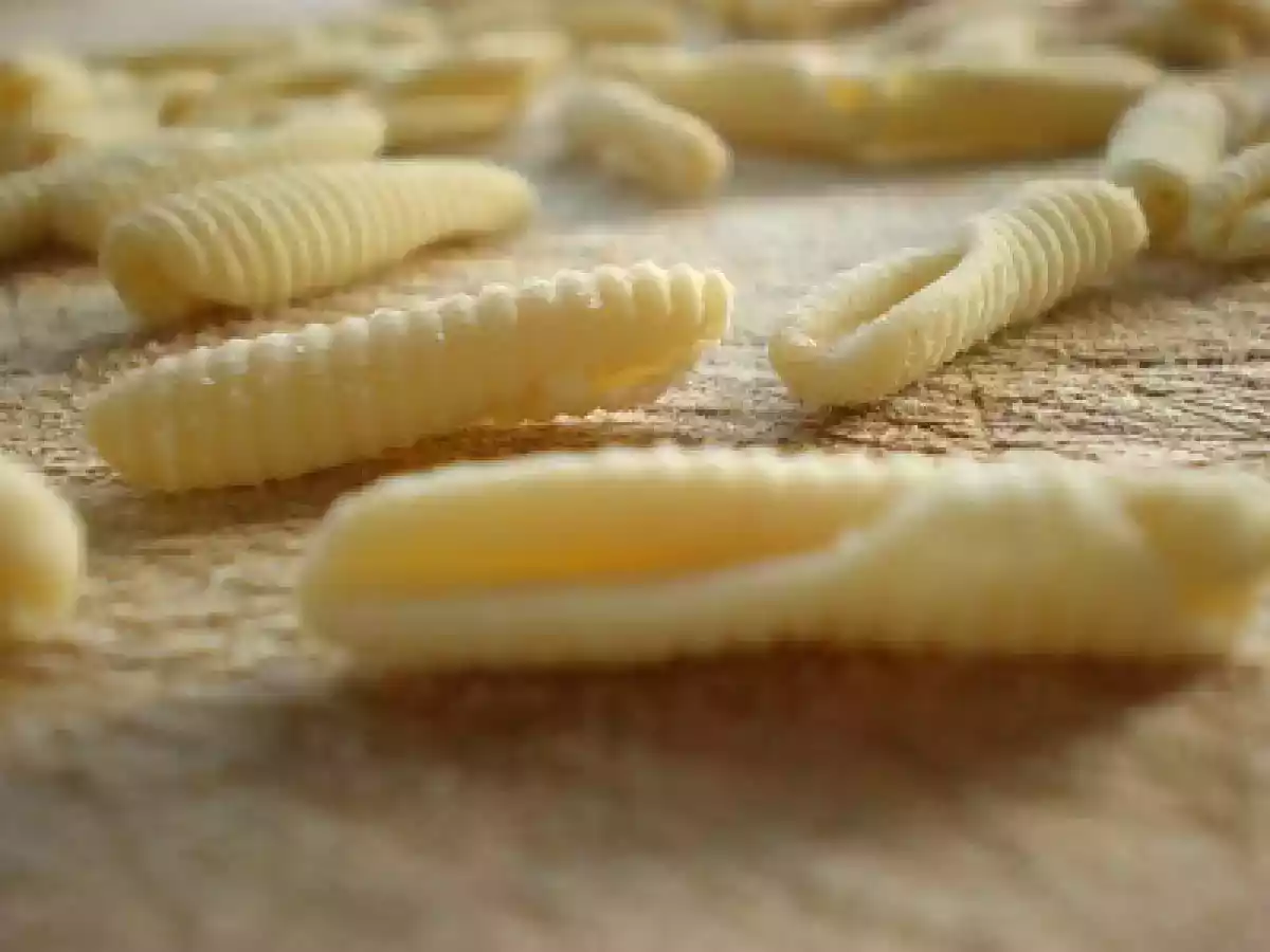 Malloreddus (gnocchi sardi) fatti con mezzi di fortuna - foto 2